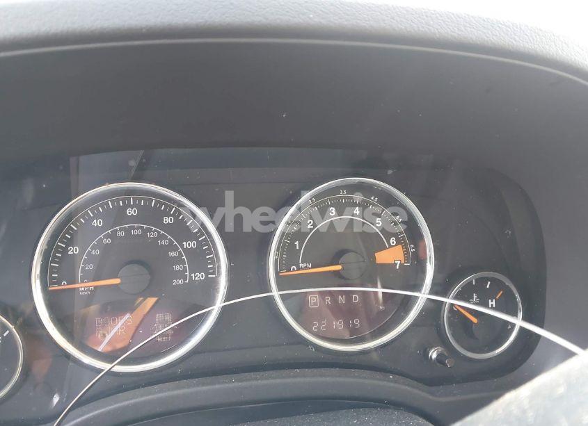 Photo 7 of 2016 Jeep Compass HIGH ALTITUDE EDITION (VIN 1C4NJCEA2GD703334)