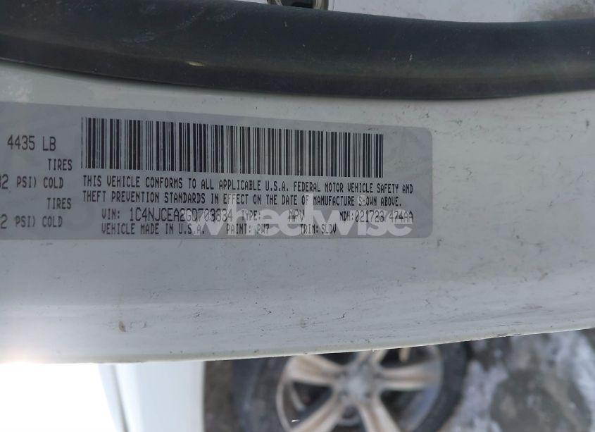 Photo 9 of 2016 Jeep Compass HIGH ALTITUDE EDITION (VIN 1C4NJCEA2GD703334)