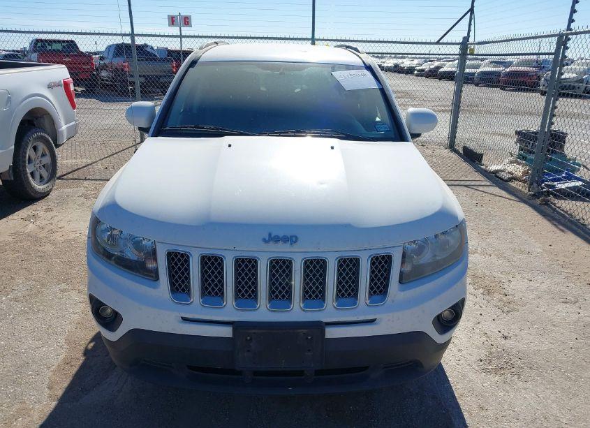 Photo 12 of 2016 Jeep Compass LATITUDE (VIN 1C4NJCEA2GD744319)