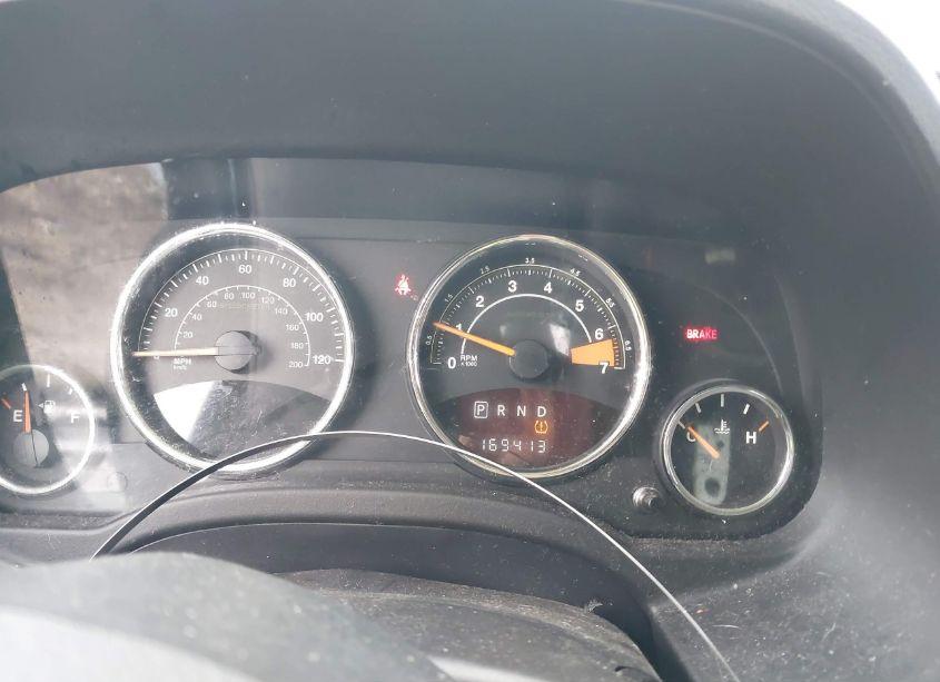 Photo 7 of 2014 Jeep Compass LATITUDE (VIN 1C4NJCEA3ED678666)