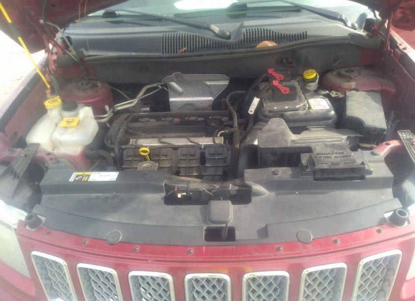 Photo 10 of 2014 Jeep Compass LATITUDE (VIN 1C4NJCEA3ED890158)