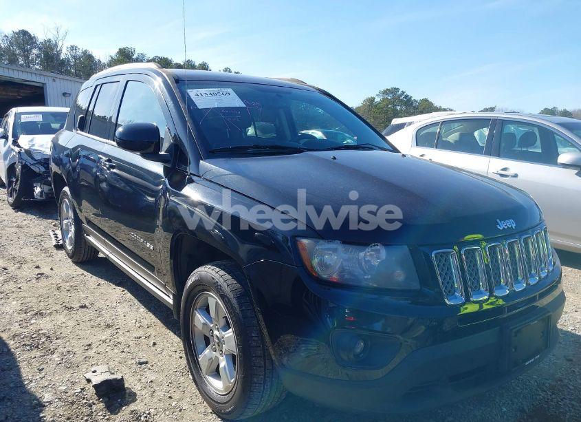 2016 Jeep Compass LATITUDE (VIN 1C4NJCEA3GD734883) main photo