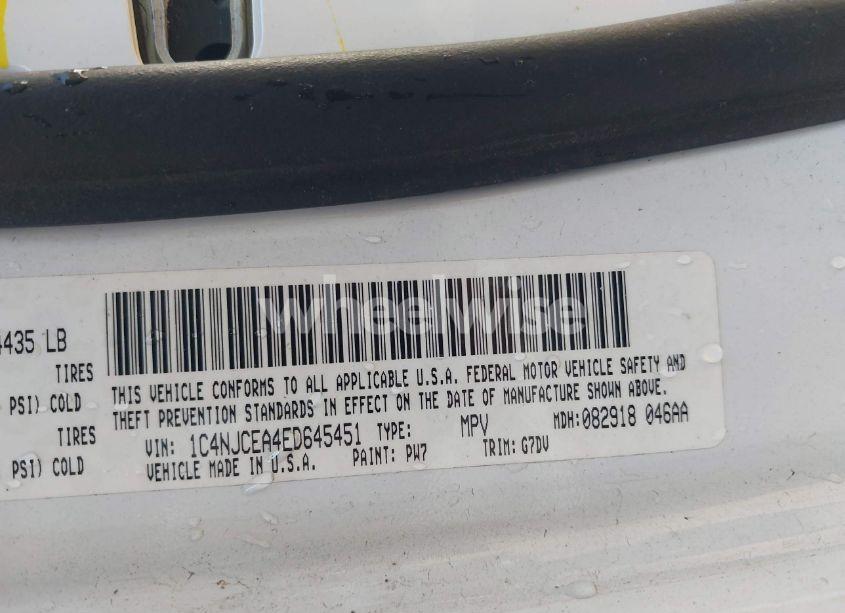 Photo 9 of 2014 Jeep Compass LATITUDE (VIN 1C4NJCEA4ED645451)