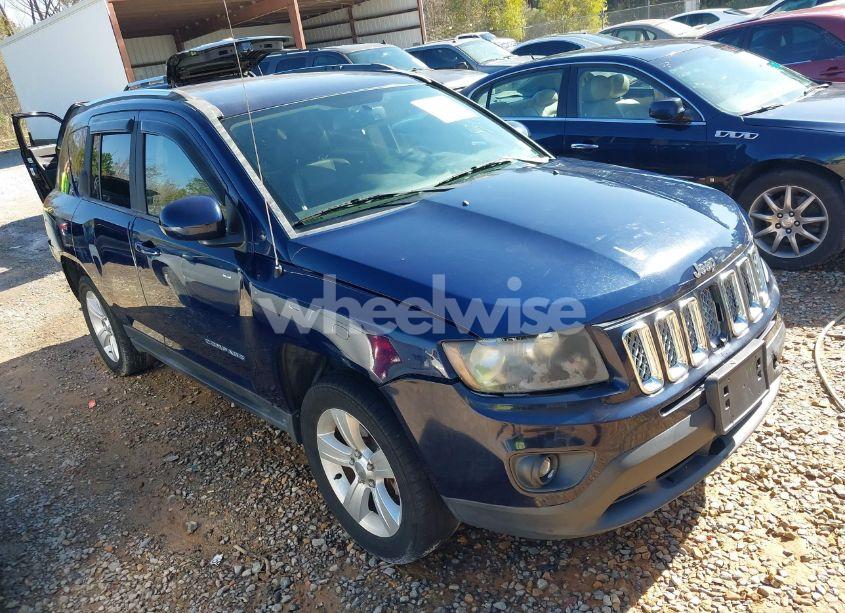 2014 Jeep Compass LATITUDE (VIN 1C4NJCEA4ED676599) main photo