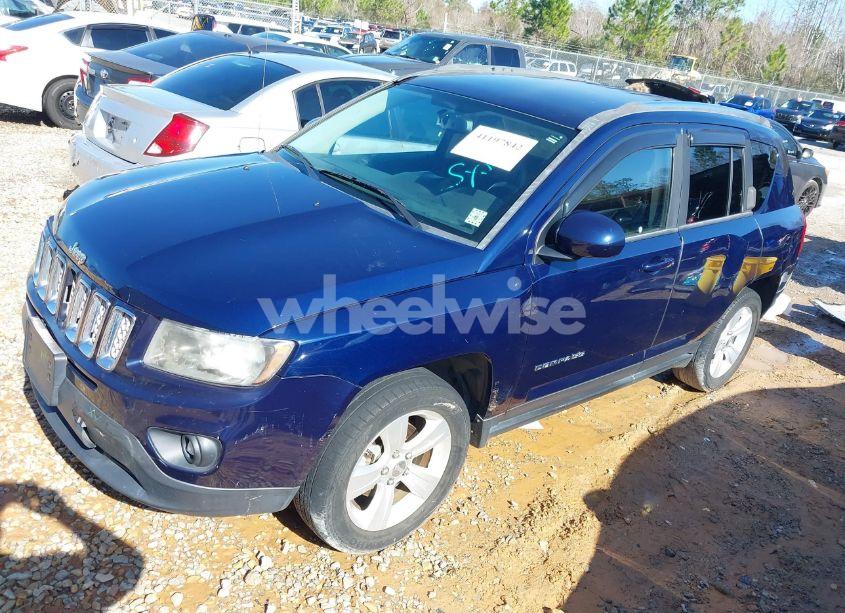 Photo 2 of 2014 Jeep Compass LATITUDE (VIN 1C4NJCEA4ED676599)