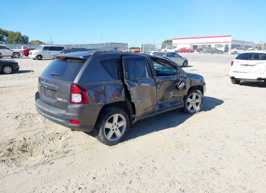 Photo 4 of 2014 Jeep Compass HIGH ALTITUDE (VIN 1C4NJCEA4ED887284)