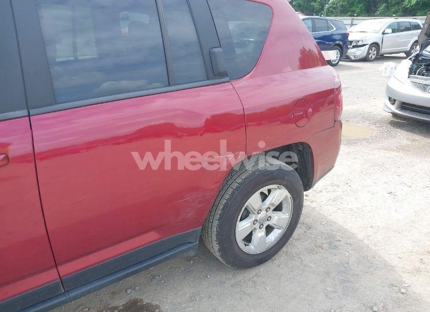 Photo 12 of 2014 Jeep Compass LATITUDE (VIN 1C4NJCEA5ED547450)