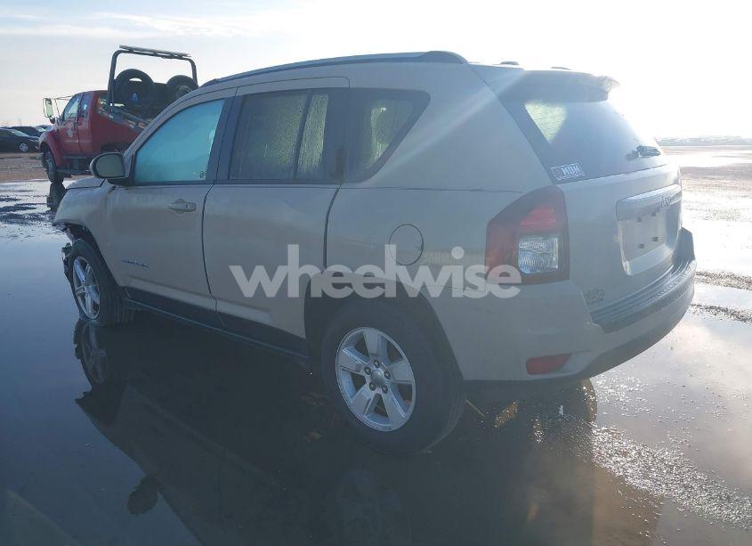 Photo 3 of 2017 Jeep Compass LATITUDE FWD (VIN 1C4NJCEA6HD141293)