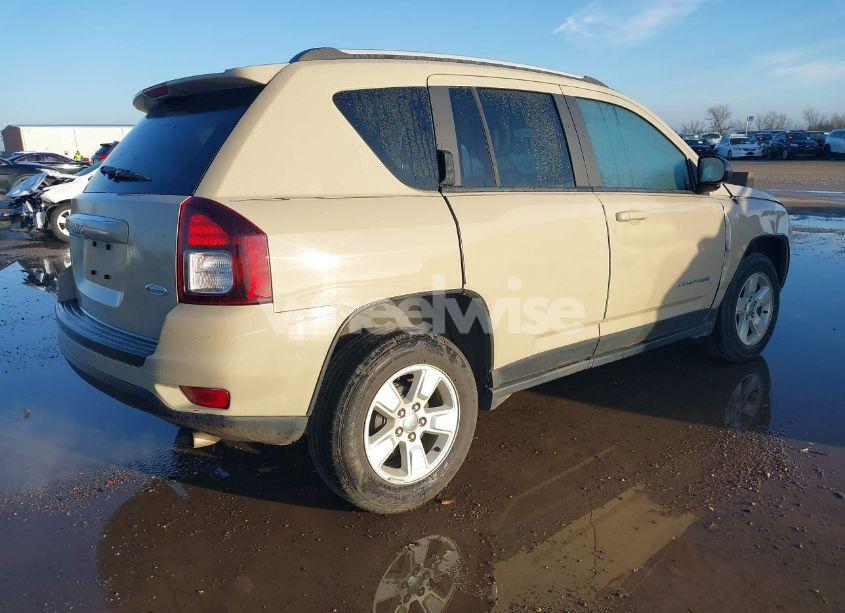 Photo 4 of 2017 Jeep Compass LATITUDE FWD (VIN 1C4NJCEA6HD141293)