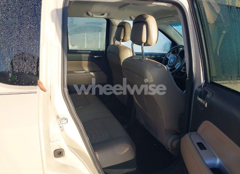 Photo 8 of 2017 Jeep Compass LATITUDE FWD (VIN 1C4NJCEA6HD141293)