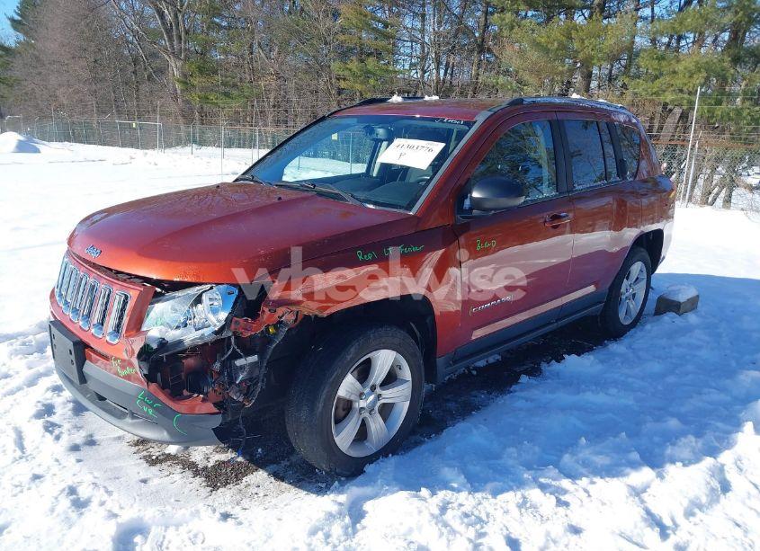 Photo 2 of 2012 Jeep Compass LATITUDE (VIN 1C4NJCEA7CD579457)