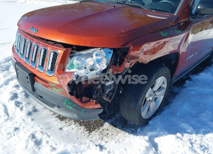Photo 6 of 2012 Jeep Compass LATITUDE (VIN 1C4NJCEA7CD579457)