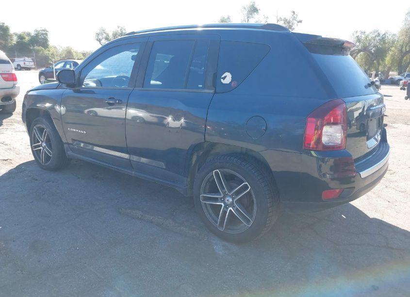 Photo 3 of 2014 Jeep Compass HIGH ALTITUDE (VIN 1C4NJCEA7ED680680)