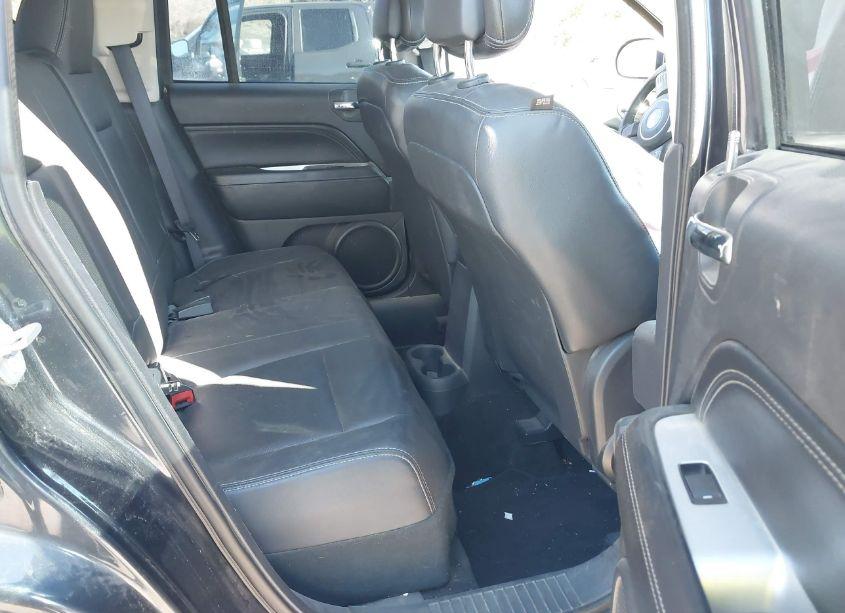 Photo 8 of 2014 Jeep Compass HIGH ALTITUDE (VIN 1C4NJCEA7ED680680)