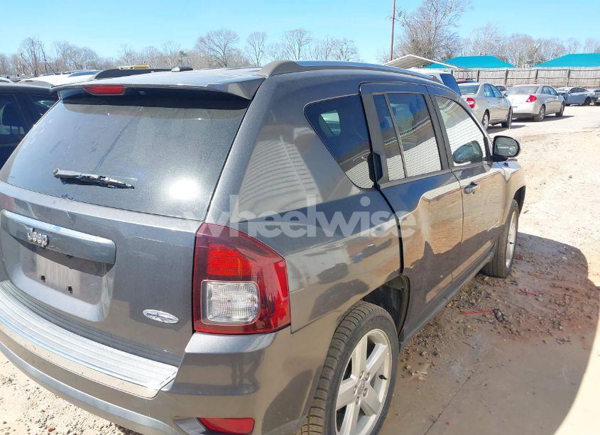 Photo 4 of 2014 Jeep Compass HIGH ALTITUDE (VIN 1C4NJCEA7ED850729)