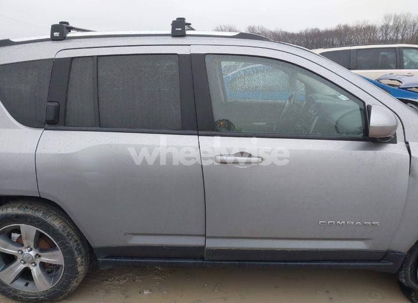 Photo 13 of 2016 Jeep Compass HIGH ALTITUDE EDITION (VIN 1C4NJCEA7GD719965)