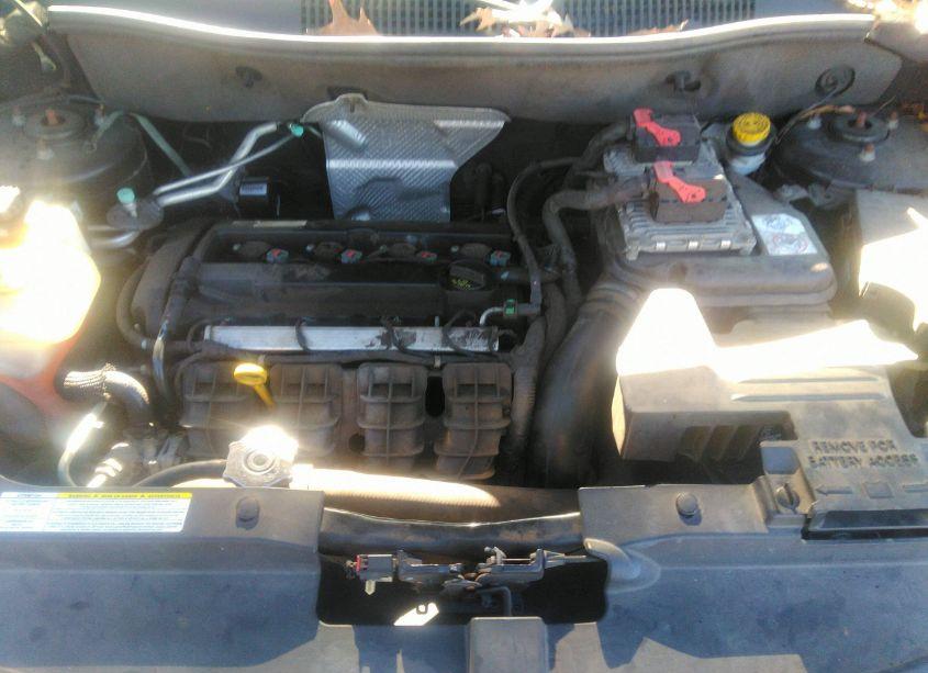 Photo 10 of 2013 Jeep Compass LATITUDE (VIN 1C4NJCEA8DD255922)