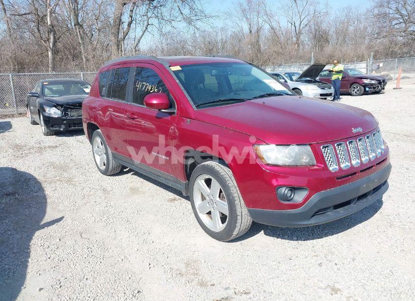 2014 Jeep Compass HIGH ALTITUDE (VIN 1C4NJCEA8ED678565) main photo