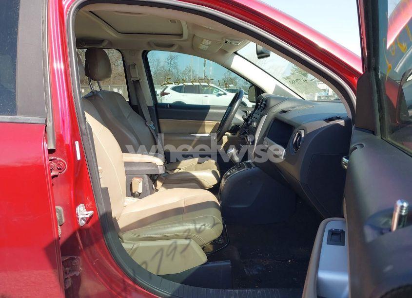 Photo 5 of 2014 Jeep Compass HIGH ALTITUDE (VIN 1C4NJCEA8ED678565)