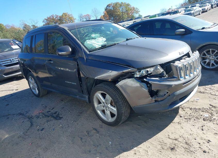 2014 Jeep Compass HIGH ALTITUDE (VIN 1C4NJCEA8ED888552) main photo