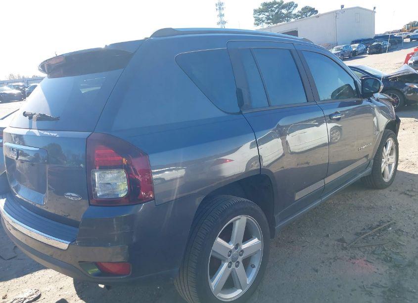 Photo 4 of 2014 Jeep Compass HIGH ALTITUDE (VIN 1C4NJCEA8ED888552)