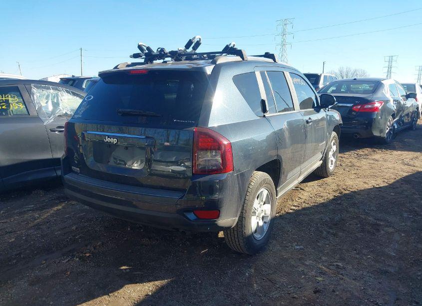 Photo 4 of 2014 Jeep Compass LATITUDE (VIN 1C4NJCEA9ED629004)