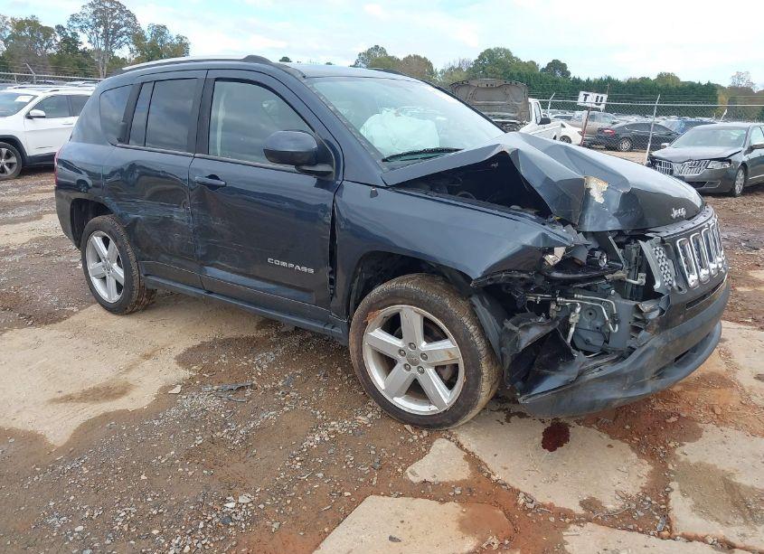 2014 Jeep Compass HIGH ALTITUDE (VIN 1C4NJCEA9ED679322) main photo