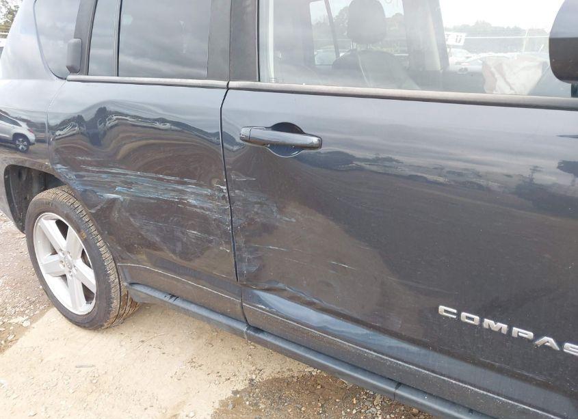 Photo 12 of 2014 Jeep Compass HIGH ALTITUDE (VIN 1C4NJCEA9ED679322)