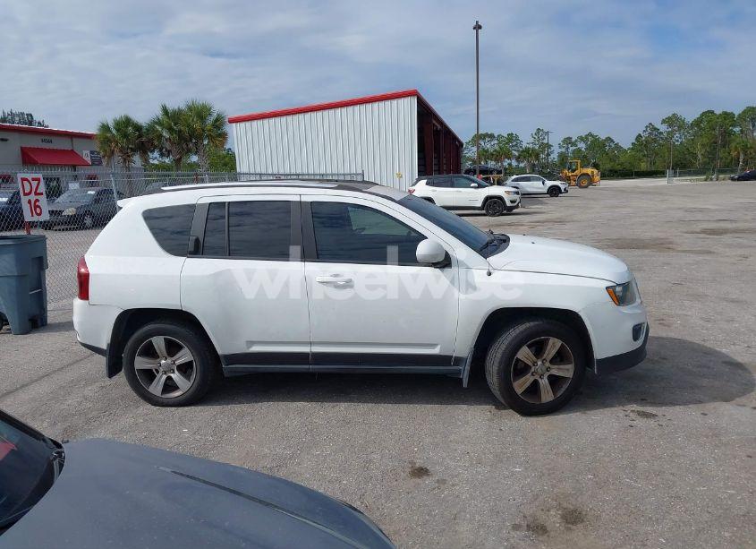 Photo 14 of 2017 Jeep Compass HIGH ALTITUDE FWD (VIN 1C4NJCEA9HD156418)