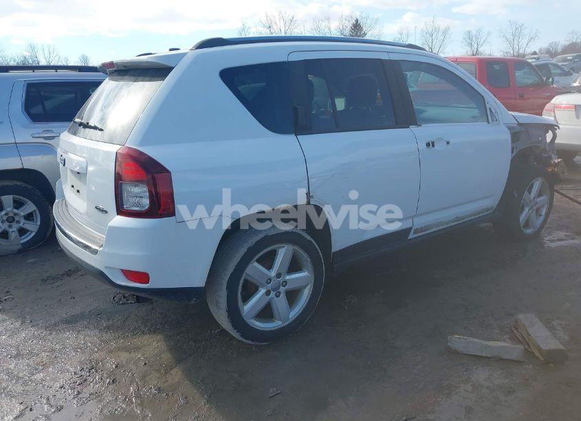 Photo 4 of 2014 Jeep Compass HIGH ALTITUDE (VIN 1C4NJCEAXED889721)