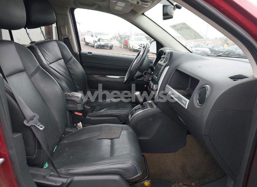 Photo 5 of 2016 Jeep Compass HIGH ALTITUDE EDITION (VIN 1C4NJCEAXGD760865)