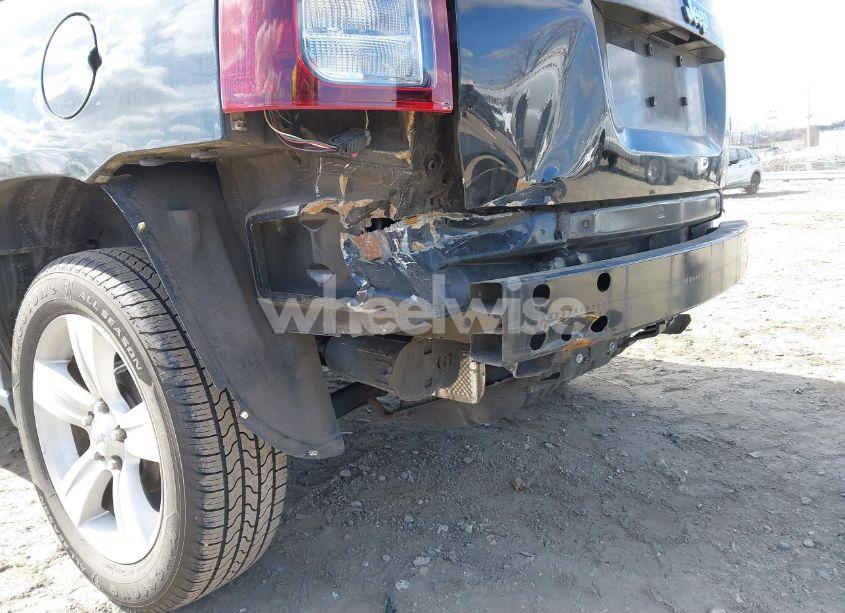 Photo 6 of 2014 Jeep Compass LATITUDE (VIN 1C4NJCEB0ED628221)