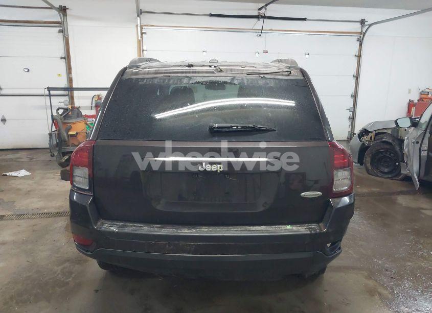 Photo 17 of 2014 Jeep Compass LATITUDE (VIN 1C4NJCEB0ED628378)