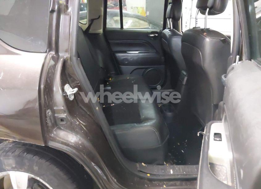 Photo 8 of 2014 Jeep Compass LATITUDE (VIN 1C4NJCEB0ED628378)