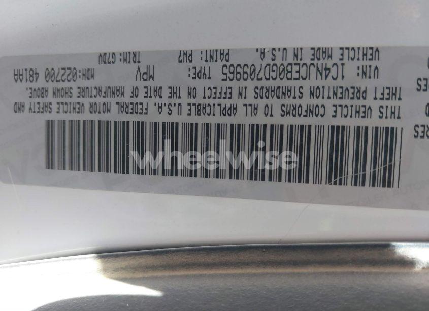 Photo 8 of 2016 Jeep Compass LATITUDE (VIN 1C4NJCEB0GD709965)