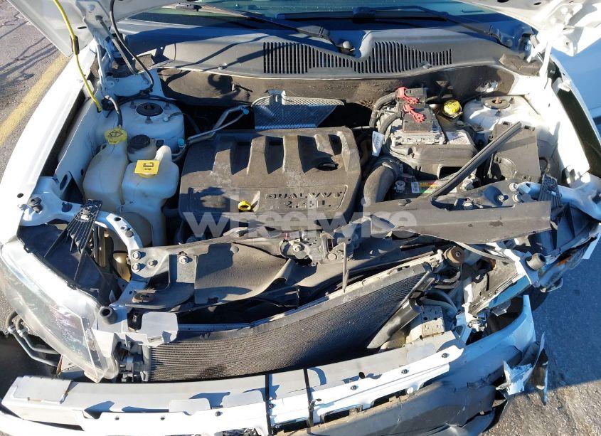 Photo 10 of 2017 Jeep Compass LATITUDE FWD (VIN 1C4NJCEB0HD198775)