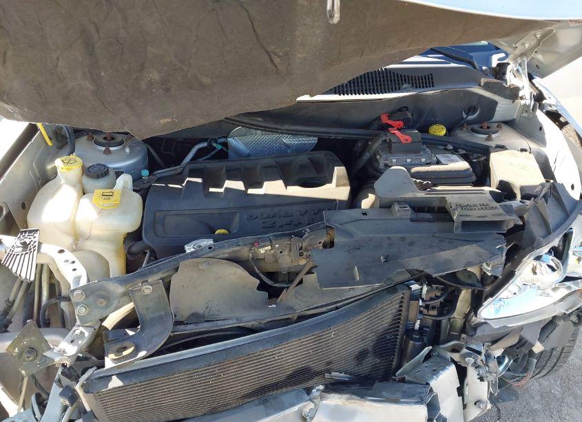 Photo 10 of 2013 Jeep Compass LATITUDE (VIN 1C4NJCEB1DD255334)