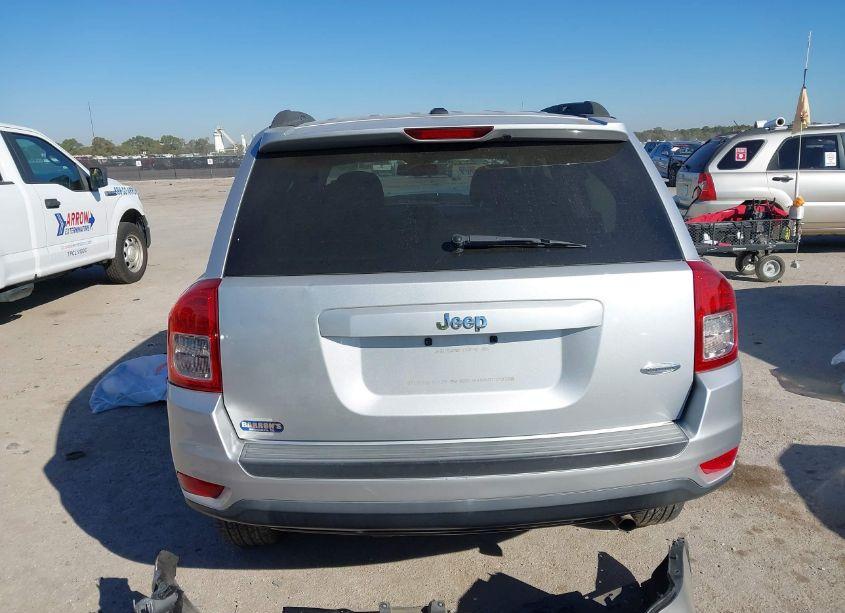 Photo 16 of 2013 Jeep Compass LATITUDE (VIN 1C4NJCEB1DD255334)