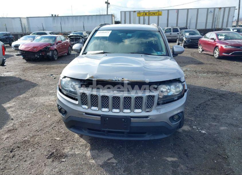 Photo 12 of 2017 Jeep Compass LATITUDE FWD (VIN 1C4NJCEB5HD163021)