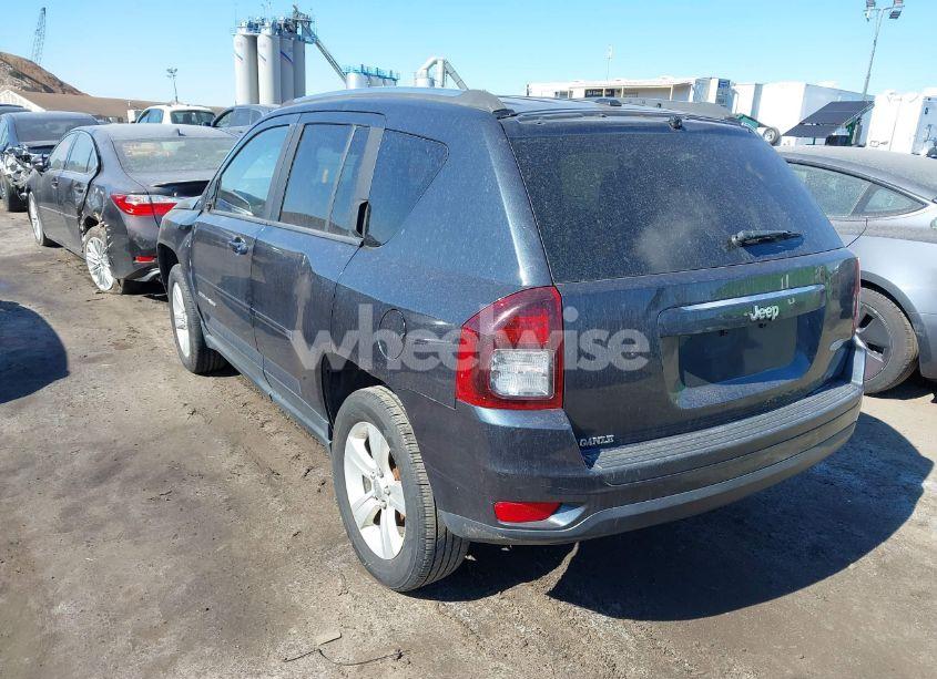 Photo 3 of 2014 Jeep Compass LATITUDE (VIN 1C4NJCEB7ED660521)