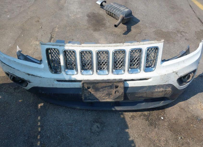 Photo 12 of 2014 Jeep Compass LATITUDE (VIN 1C4NJCEB7ED794428)