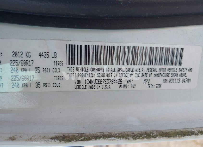 Photo 9 of 2014 Jeep Compass LATITUDE (VIN 1C4NJCEB7ED794428)