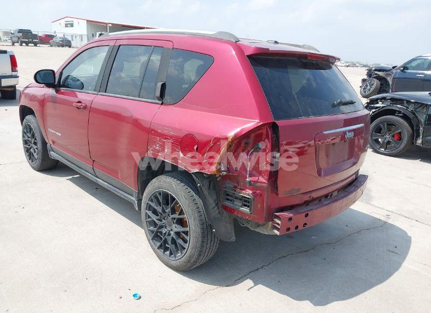 Photo 3 of 2014 Jeep Compass LATITUDE (VIN 1C4NJCEB7ED893976)