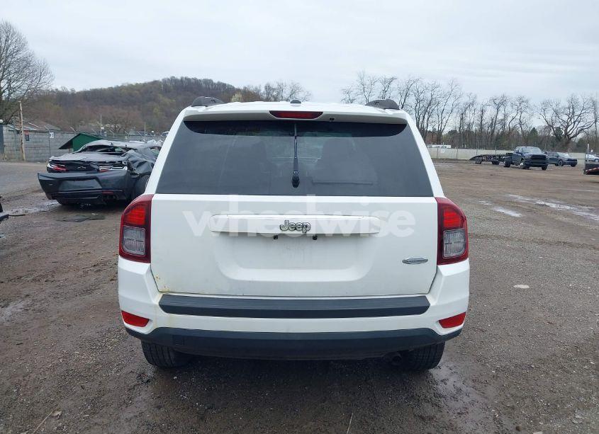 Photo 17 of 2014 Jeep Compass LATITUDE (VIN 1C4NJCEB8ED518193)