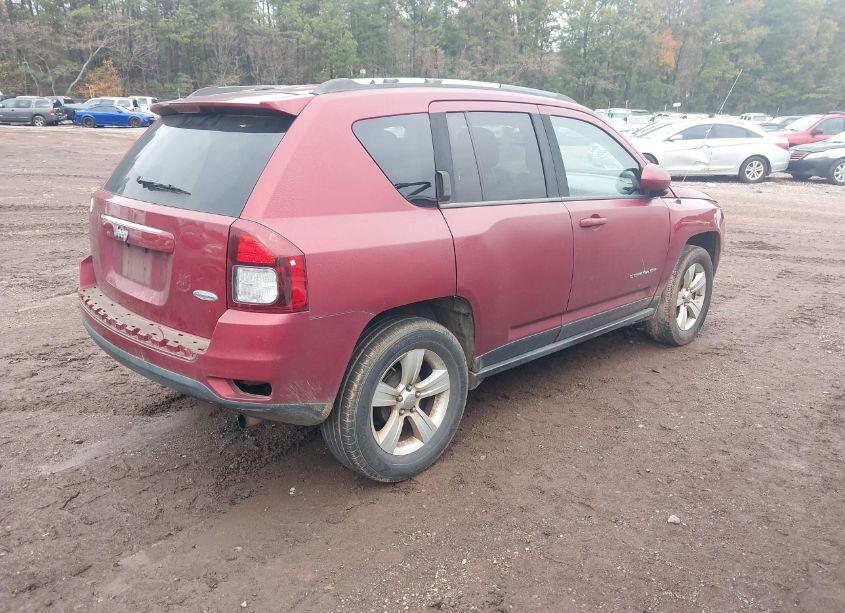 Photo 4 of 2015 Jeep Compass LATITUDE (VIN 1C4NJCEB8FD296319)