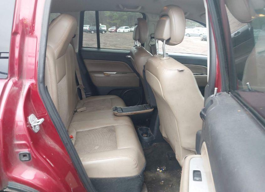 Photo 8 of 2015 Jeep Compass LATITUDE (VIN 1C4NJCEB8FD296319)