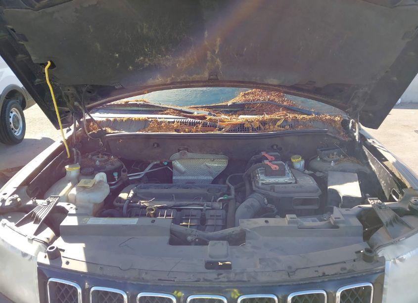 Photo 10 of 2013 Jeep Compass LATITUDE (VIN 1C4NJCEB9DD237504)