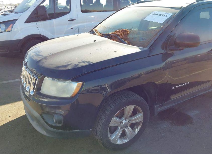 Photo 6 of 2013 Jeep Compass LATITUDE (VIN 1C4NJCEB9DD237504)