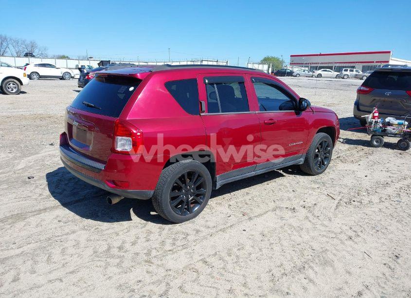 Photo 4 of 2013 Jeep Compass LATITUDE (VIN 1C4NJCEBXDD167687)