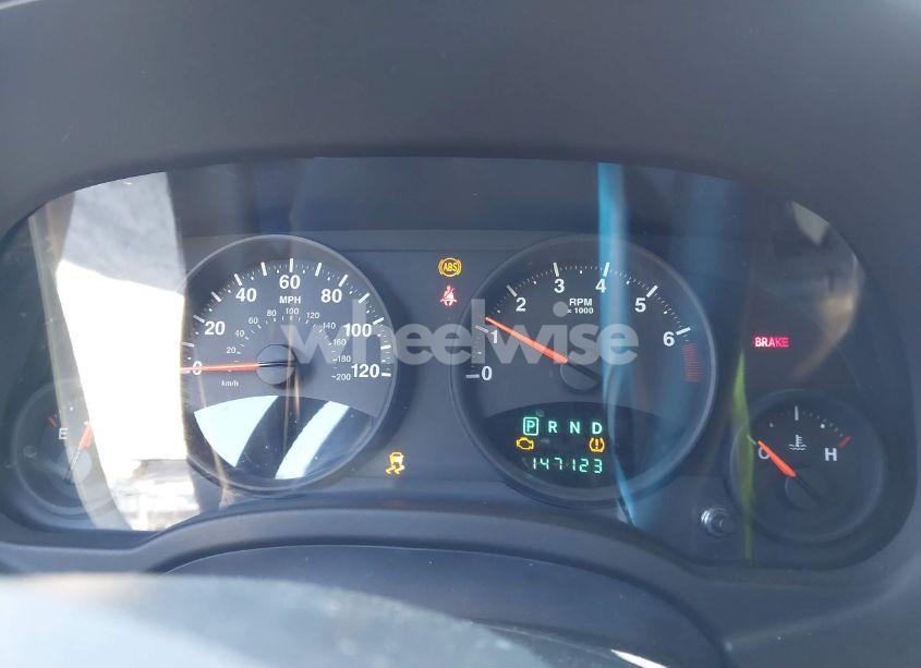 Photo 7 of 2013 Jeep Compass LATITUDE (VIN 1C4NJCEBXDD167687)